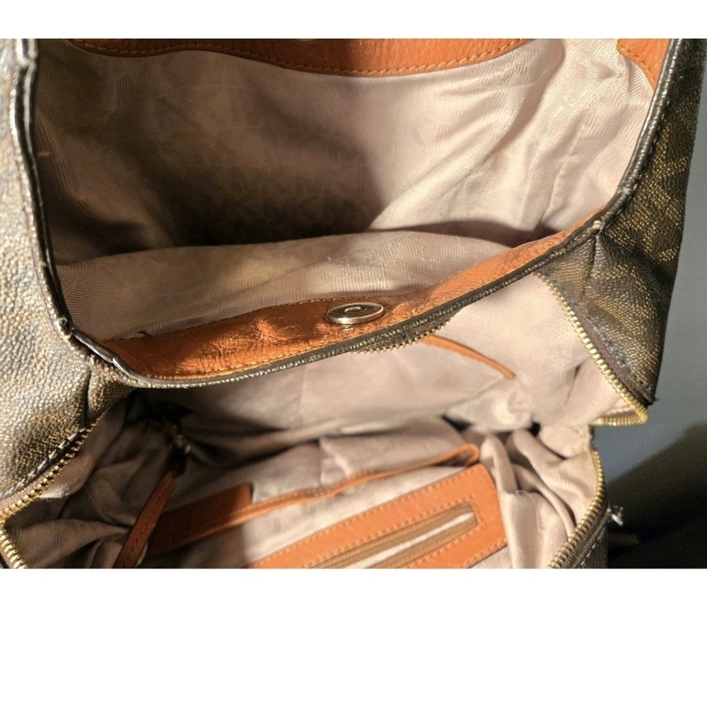 Michael Kors Authenic Fulton Hobo Brown And Tan elegant Designer Bag with Duster - Picture 6 of 9